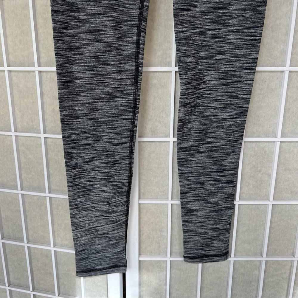 NWT Victoria Sport Knockout Tight athletic leggings black gray marl size xs - Picture 4 of 11
